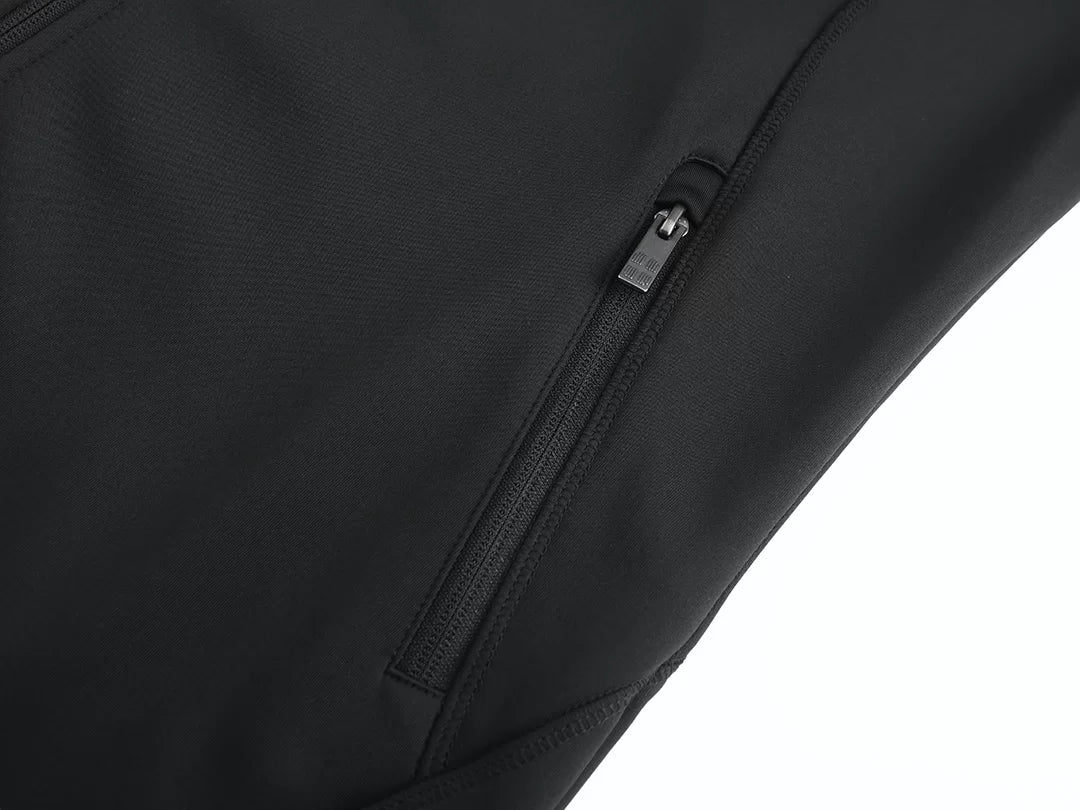 DZP725J, PULL EXTENSIBLE À 4 SENS AVEC ZIP PESSO, NOIR 
