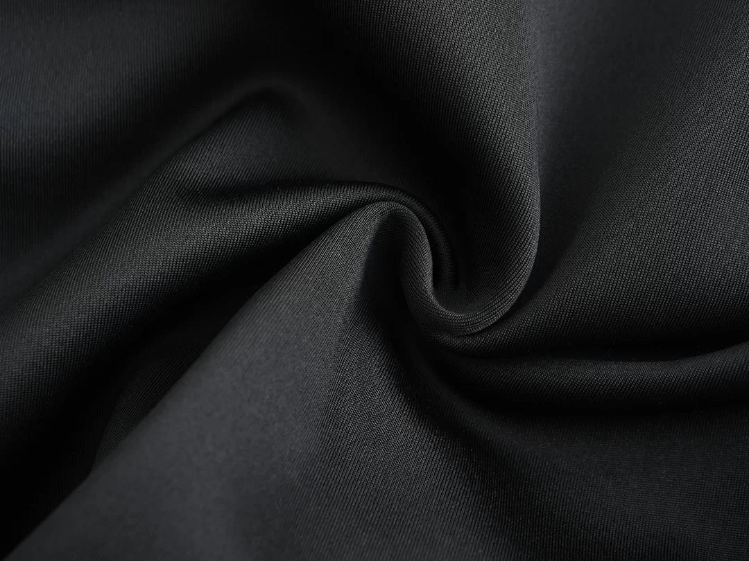 DZP725J, PULL EXTENSIBLE À 4 SENS AVEC ZIP PESSO, NOIR 